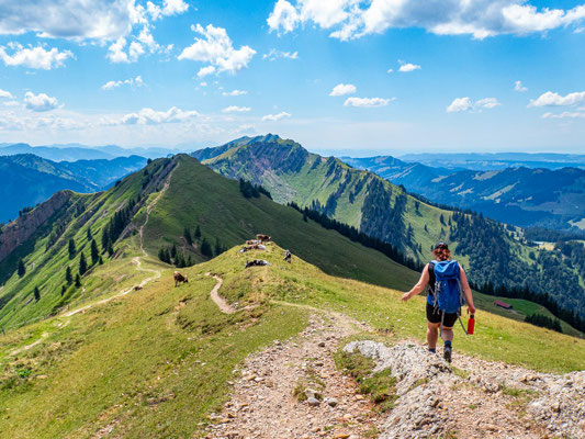 Bilder vom Wanderglück-Wochenende im Allgäu mit Wanderungen über die Nagelfluhkette, gemeinsamen Erlebnissen und gelebter Integration. (hier: Wanderung Stuiben)