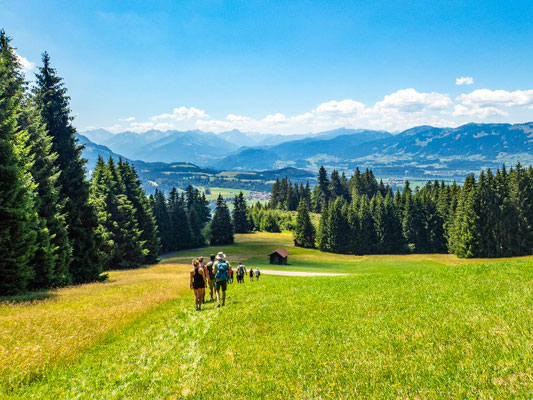 Bilder vom Wanderglück-Wochenende im Allgäu mit Wanderungen über die Nagelfluhkette, gemeinsamen Erlebnissen und gelebter Integration.