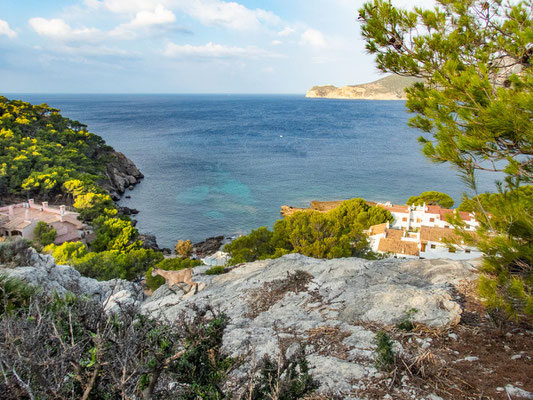 Mehrtagestrekking auf dem GR 221 auf Mallorca - Etappe 2 der Wanderung von Sant Elm nach Ses Fontanelles