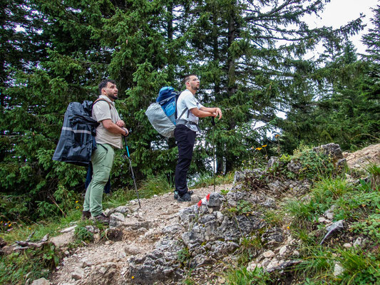 Wanderung des Integrationsprojekts Wanderglück zur Bad Kissinger Hütte und auf den Aggenstein in den Tannheimer Bergen.