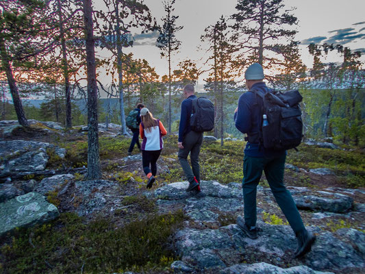 Outdoor Aktivurlaub in Finnland, Lappland. Foto: Wanderung auf dem Piippukallio Trail in Posio.