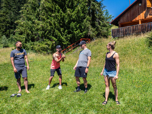Bilder vom Wanderglück-Wochenende im Allgäu mit Wanderungen über die Nagelfluhkette, gemeinsamen Erlebnissen und gelebter Integration.