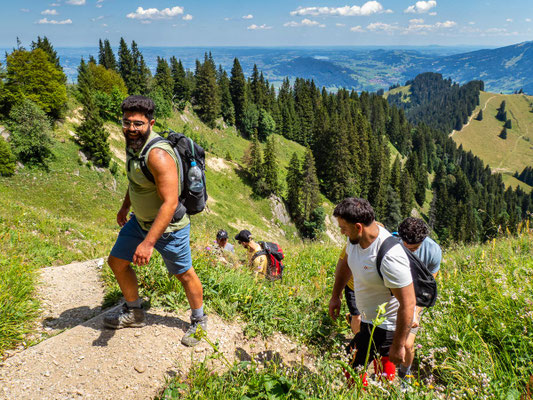 Bilder vom Wanderglück-Wochenende im Allgäu mit Wanderungen über die Nagelfluhkette, gemeinsamen Erlebnissen und gelebter Integration. (hier: Wanderung Steineberg)