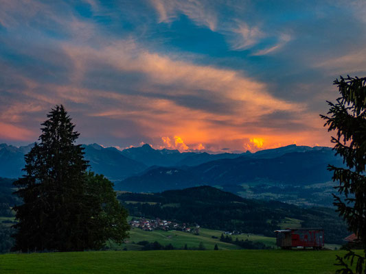 Bilder vom Wanderglück-Wochenende im Allgäu mit Wanderungen über die Nagelfluhkette, gemeinsamen Erlebnissen und gelebter Integration.