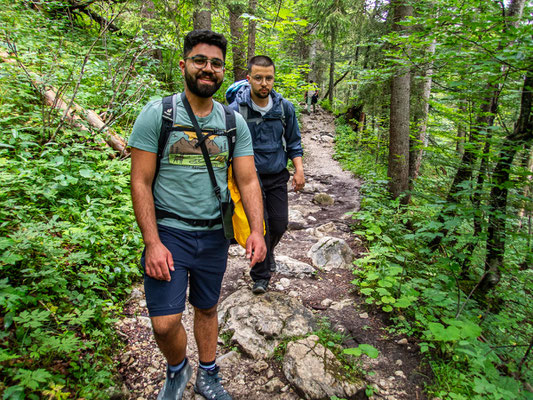 Wanderung des Integrationsprojekts Wanderglück zur Bad Kissinger Hütte und auf den Aggenstein in den Tannheimer Bergen.