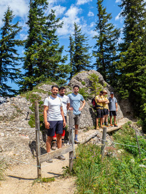 Bilder vom Wanderglück-Wochenende im Allgäu mit Wanderungen über die Nagelfluhkette, gemeinsamen Erlebnissen und gelebter Integration. (hier: Wanderung Steineberg)
