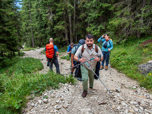 Wanderung des Integrationsprojekts Wanderglück zur Bad Kissinger Hütte und auf den Aggenstein in den Tannheimer Bergen.