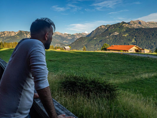 Bilder vom Wanderglück-Wochenende im Allgäu mit Wanderungen über die Nagelfluhkette, gemeinsamen Erlebnissen und gelebter Integration.