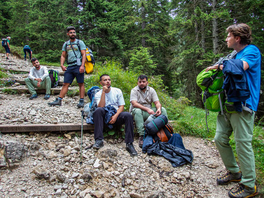 Wanderung des Integrationsprojekts Wanderglück zur Bad Kissinger Hütte und auf den Aggenstein in den Tannheimer Bergen.