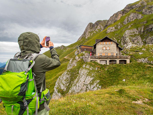 Integrationsprojekt Wanderglück auf dem Gräner Höhenweg zum Füssener Jöchel und weiter hinab zum Haldensee.