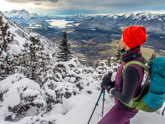 Anspruchsvolle Winterwanderung auf die Schöttelkarspitze, in der Soierngruppe im Karwendel.