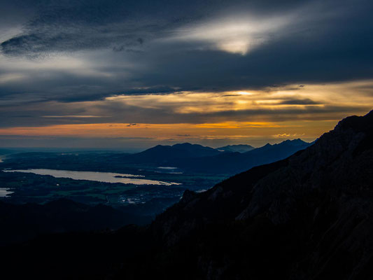 Integrationsprojekt Wanderglück auf dem Gräner Höhenweg zum Füssener Jöchel und weiter hinab zum Haldensee.