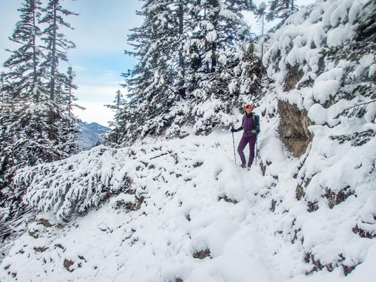 Anspruchsvolle Winterwanderung auf die Schöttelkarspitze, in der Soierngruppe im Karwendel.