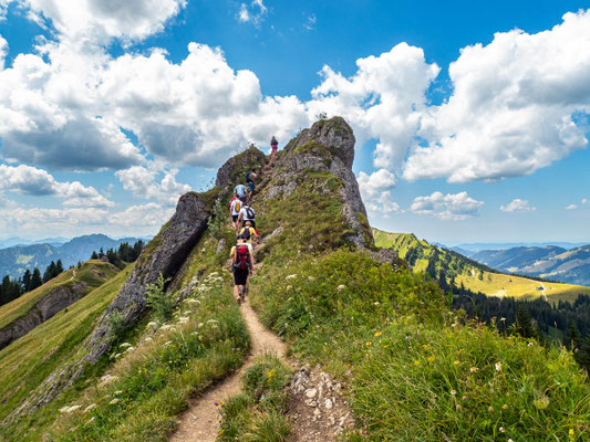 Bilder vom Wanderglück-Wochenende im Allgäu mit Wanderungen über die Nagelfluhkette, gemeinsamen Erlebnissen und gelebter Integration. (hier: Wanderung Steineberg)