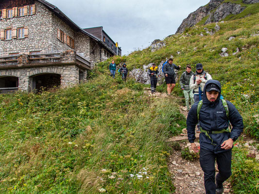 Integrationsprojekt Wanderglück auf dem Gräner Höhenweg zum Füssener Jöchel und weiter hinab zum Haldensee.