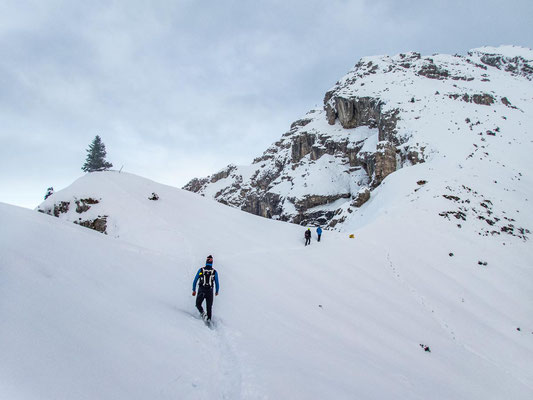 Anspruchsvolle Winterwanderung auf die Schöttelkarspitze, in der Soierngruppe im Karwendel.