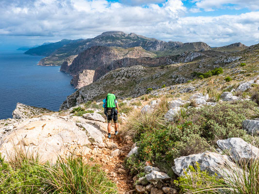 Mehrtagestrekking auf dem GR 221 auf Mallorca - Etappe 2 der Wanderung von Sant Elm nach Ses Fontanelles