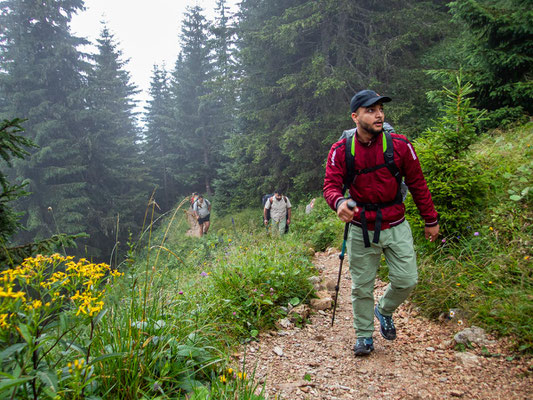 Wanderung des Integrationsprojekts Wanderglück zur Bad Kissinger Hütte und auf den Aggenstein in den Tannheimer Bergen.