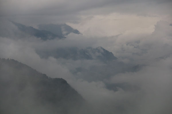 Nachmittagswanderung - Wolken ziehen vorbei...