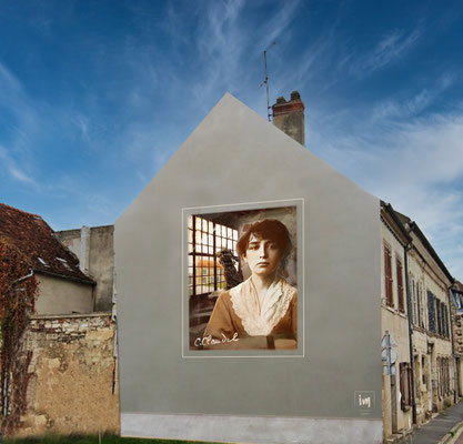 À Fère-en-Tardenois, la réalisation de la fresque à l'effigie de Camille Claudel a débuté mardi 11 avril 2023.