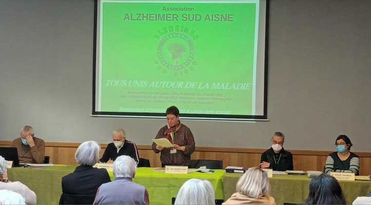 Le nouveau Bureau de l'association Alzheimer Sud Aisne, de gauche à droite : Guy Delannoy, Guy Schneider, Edith Delannoy, Dominique Reverchon et Sandrine Roux.