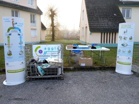 Le stand écosystème a fière allure, même par un matin glacial.