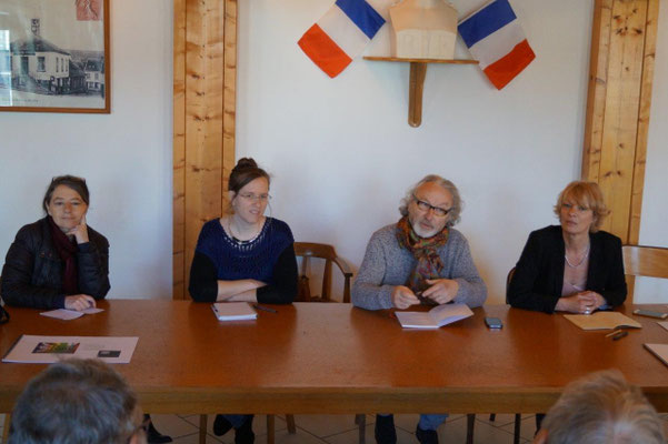 de gauche à droite : Valérie Gadon, Adélaïde Fagot, Emmanuel Fandre et Laurence Lefèvre.
