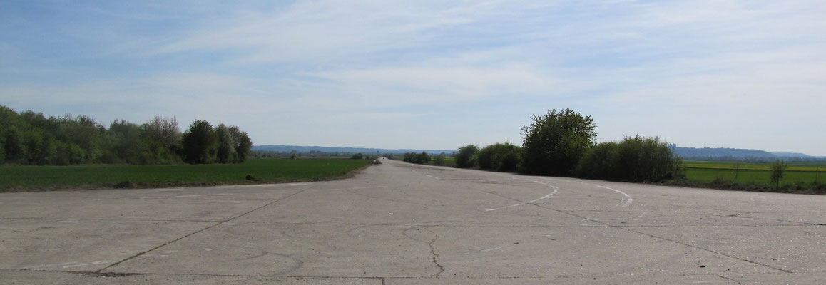L'ancien aérodrome militaire de l'OTAN de Laon-Athies où seront construites les cinq centrales solaires...
