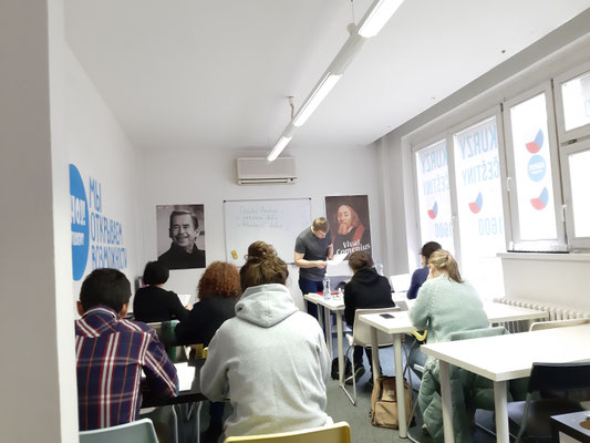 Курсы чешского языка в Праге "Ahoj!Student"