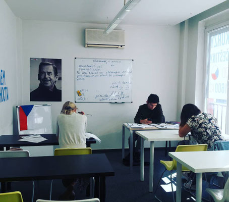 Курсы чешского языка в Праге "Ahoj!Student"