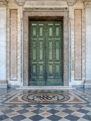 Rom Basilica San Giovanni in Laterano Tür