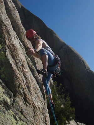Escalada en el Yelmo