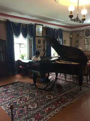 Tchaikovsky musiam, Tchaikovsky's room and his piano