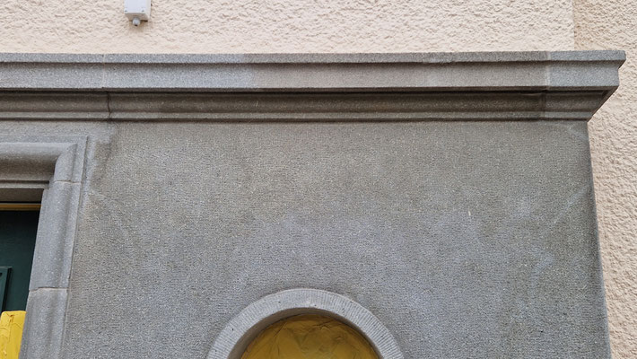 Eingangsbereich in Kunststein sandstrahlen
