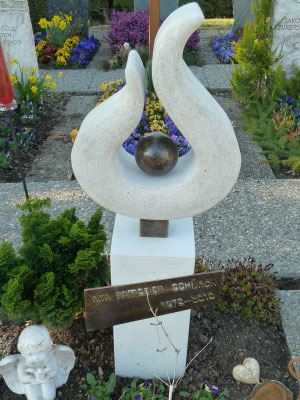 Grabstein / Kalkstein Nr. 72