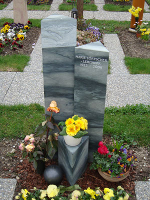 Grabstein / Kalkstein Nr. 76