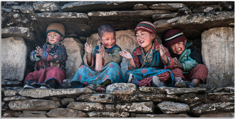 "KIDS STUPA"