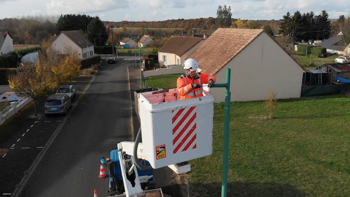 Travaux de rénovation d'éclairage public SOGECO La Flèche