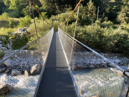 Un pont suspendu qui bougeait pas mal