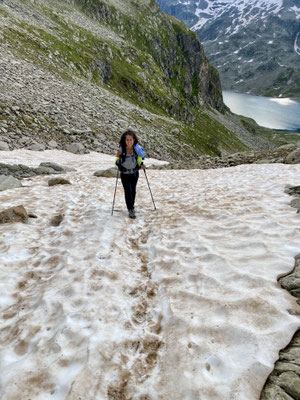 Passage du col de la vache, nous aurons de la neige jusqu'au refuge Jean Collet