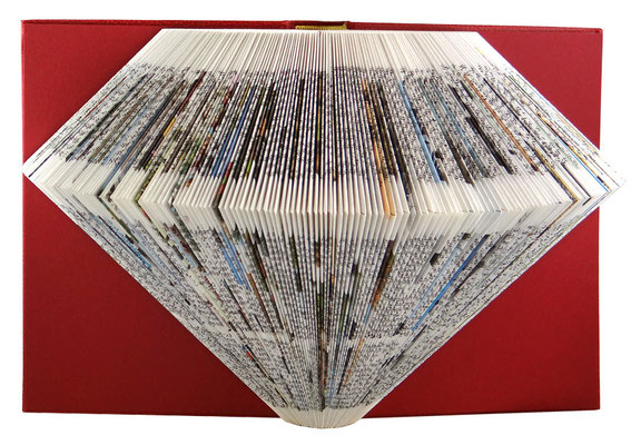 gefaltetes Buch - folded book