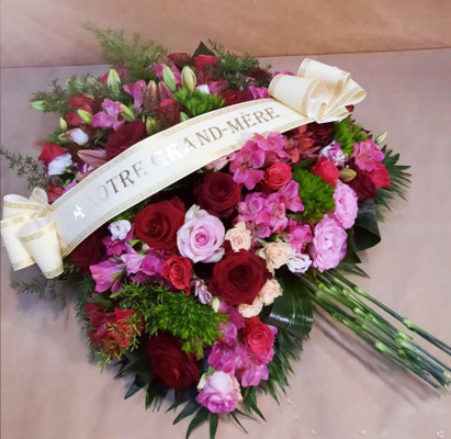 D17 Gerbe piquée rose , rouge et saumon