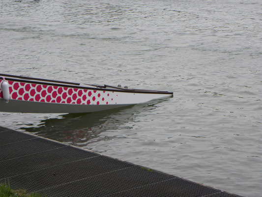 Unser Boot berührt das erstemal das Wasser