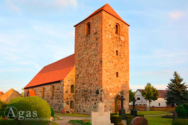 Makler Ahrensdorf Dorfkirche