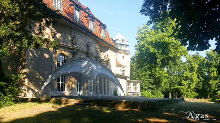 Immobilienmakler Marquardt-Potsdam - Terrasse am Schloss