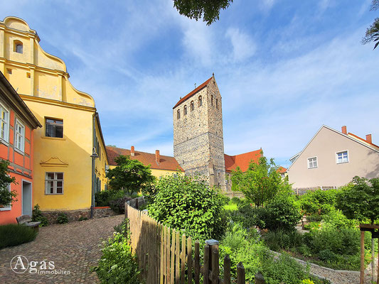Immobilienmakler Ziesar - Altstadtidyll hinter der Stadtkirche St. Crucis