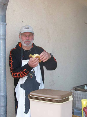 Maiwanderung:  "Um die Gudenberge" mit anschl. Grillen