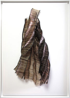  Replis,  2022 - Tissage de crin de cheval, 96x69x15 cm
