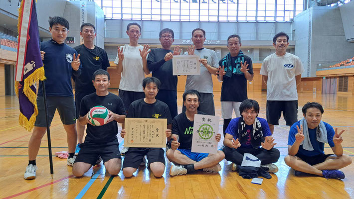 バレーボールの部　一般男子　優勝　西田原