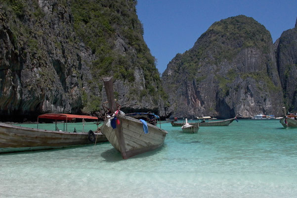 KHO PHI PHI, THAILAND - 2003